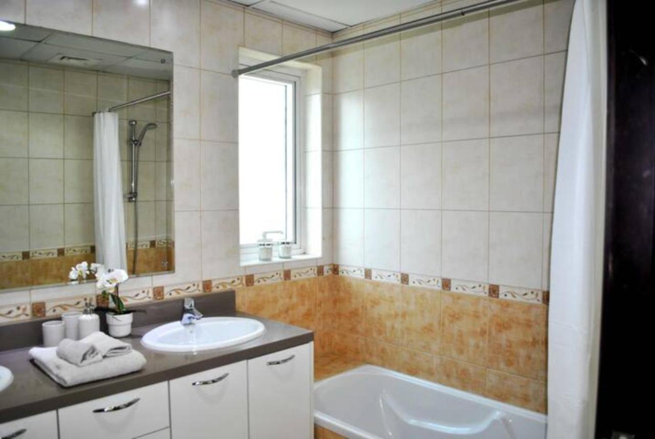 Relaxing 2Br Haven In Dubai Marina Perfect Location & Amenities Exterior foto